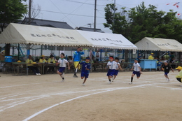 自治区対抗リレー(ホームページ委員会撮影) 自治区対抗リレー
