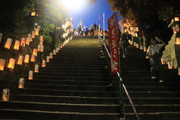 讃岐提灯点灯(ホームページ委員会撮影) 讃岐提灯点灯