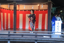 鬼無桃太郎会新舞踊(ホームページ委員会撮影) 鬼無桃太郎会新舞踊
