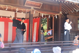 高文連吟詠剣詩舞 高松西高等学校・高松中央高等学校(ホームページ委員会撮影) 高文連吟詠剣詩舞 高松西高等学校・高松中央高等学校