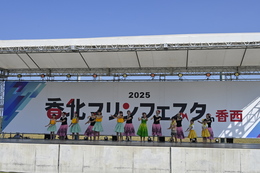 フラダンス(実行委員会取材班撮影) フラダンス
