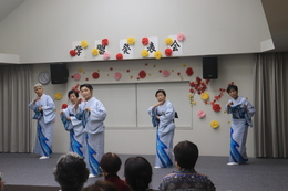 香西「ゆりの会」(ホームページ委員会撮影) 香西「ゆりの会」