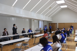 行方不明の警察への連絡訓練の様子(ホームページ委員会撮影) 行方不明の警察への連絡訓練の様子