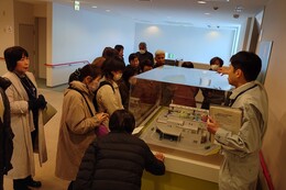 �p�����Đ����p�{�݂̌��w